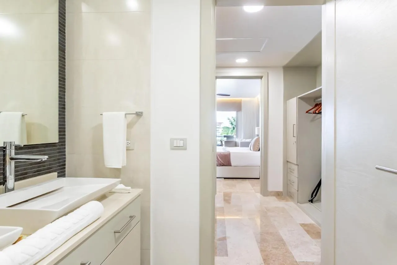 Casa Mia 3 Bedroom At Mareazul Apts Playa del Carmen Apartment