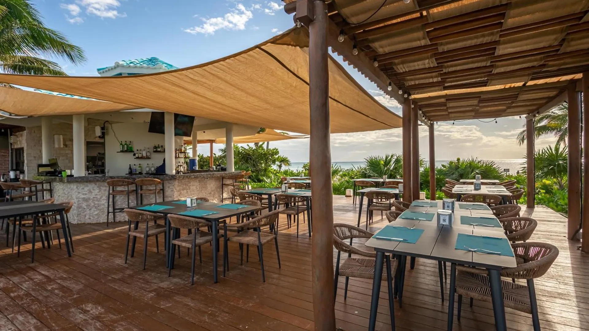 Casa Mia 3 Bedroom At Mareazul Apts Playa del Carmen