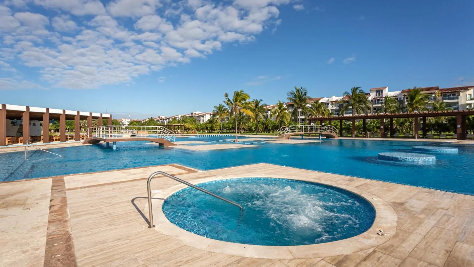 Casa Mia 3 Bedroom At Mareazul Apts Playa del Carmen Apartment